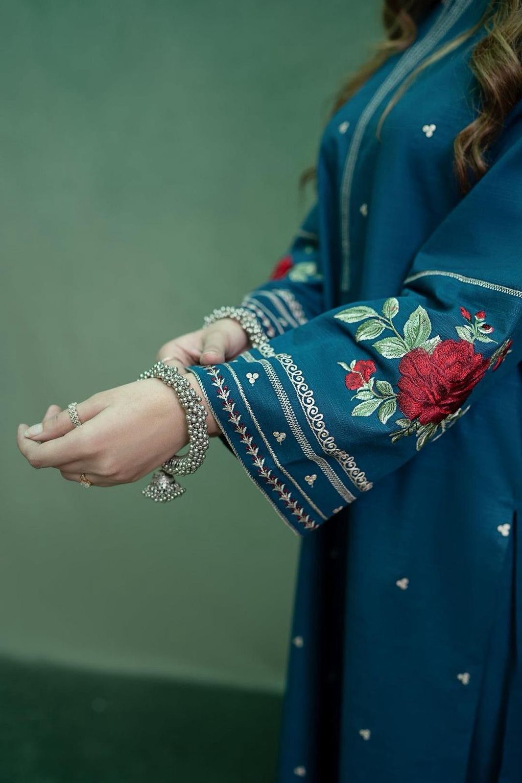 URGU Embroidered 3Piece